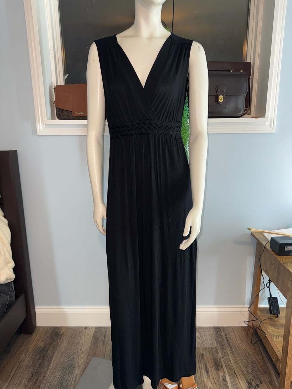 Cable & Gauge Black V-Neck Sleeveless Maxi Dress with Braided Waist